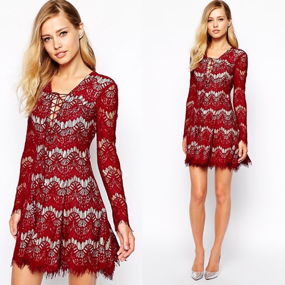 Stylestalker Dresses & Skirts - Stylestalker Love Machine Lace Dress
